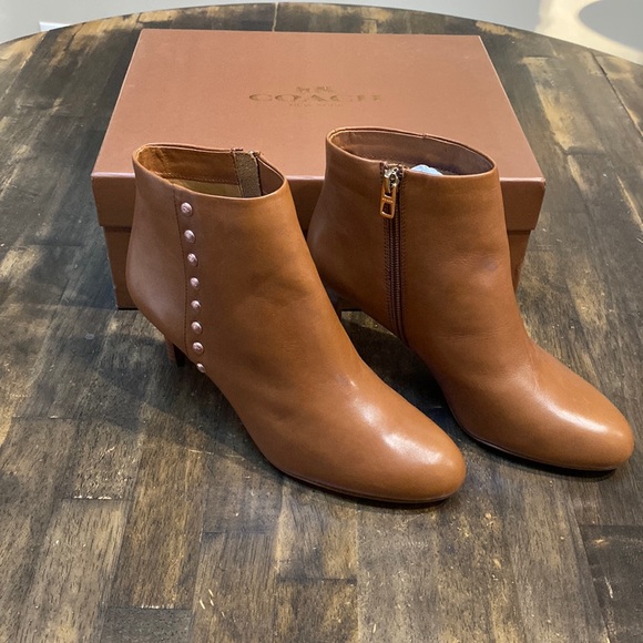 Coach Hickory Calf Saddle Boots - Picture 1 of 5